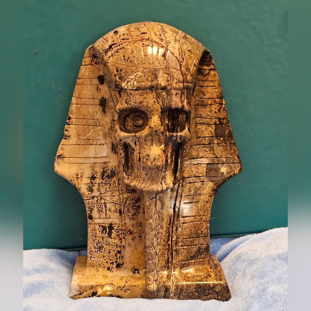 Chinese Painting Stone, 1.3 Kg, Carved Pharoah, 18cm tall, NWT
